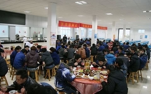 新葡京手机客户端举办2012新春团拜会