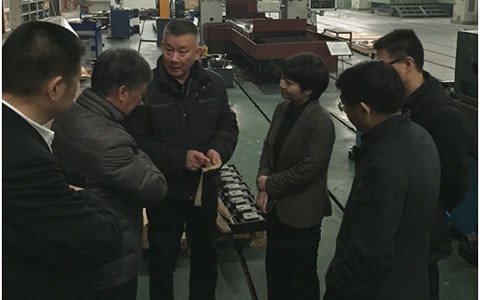浦江县委副书记、代县长俞佩芬一行考察新葡京手机客户端股份